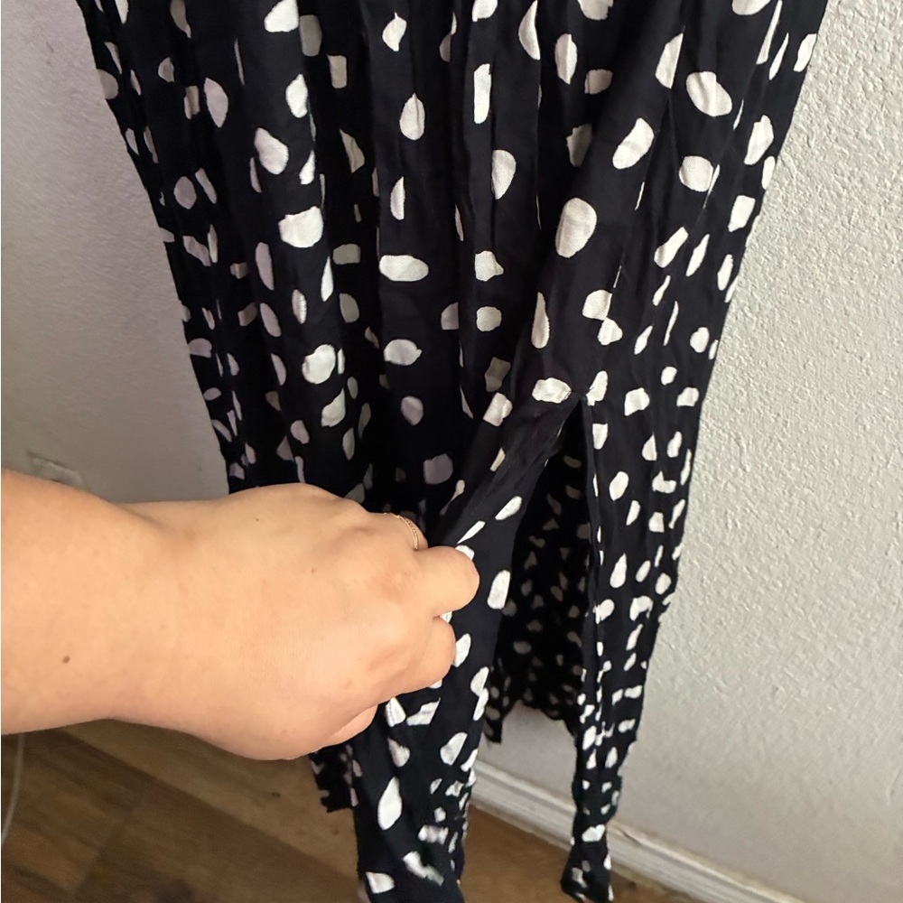 ASOS  Front Slits Back Cut Out Black and White Patterned Maxi  Beach Dress 2 - Picture 9 of 14